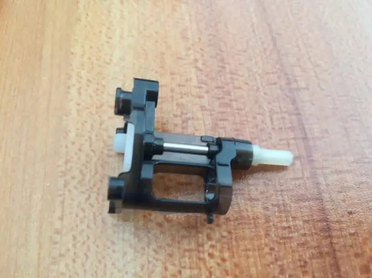 Запчасти для радиоуправляемого квадрокоптера SY X25 моторное сиденье с шестерней 1