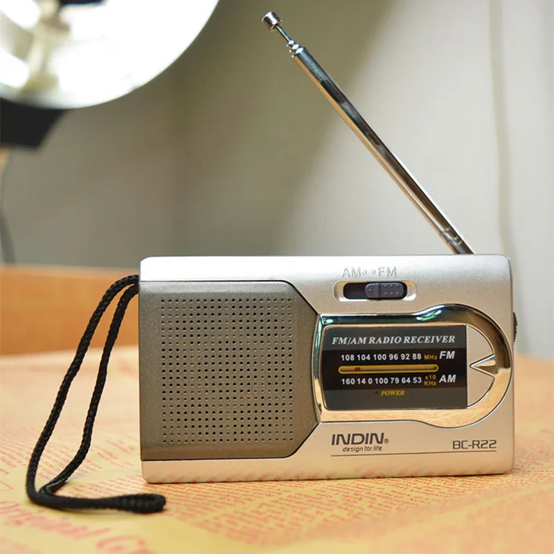 Universal Radio FM 88-108 AM 530-1600 KHz World Receiver Built in Speaker | Электроника