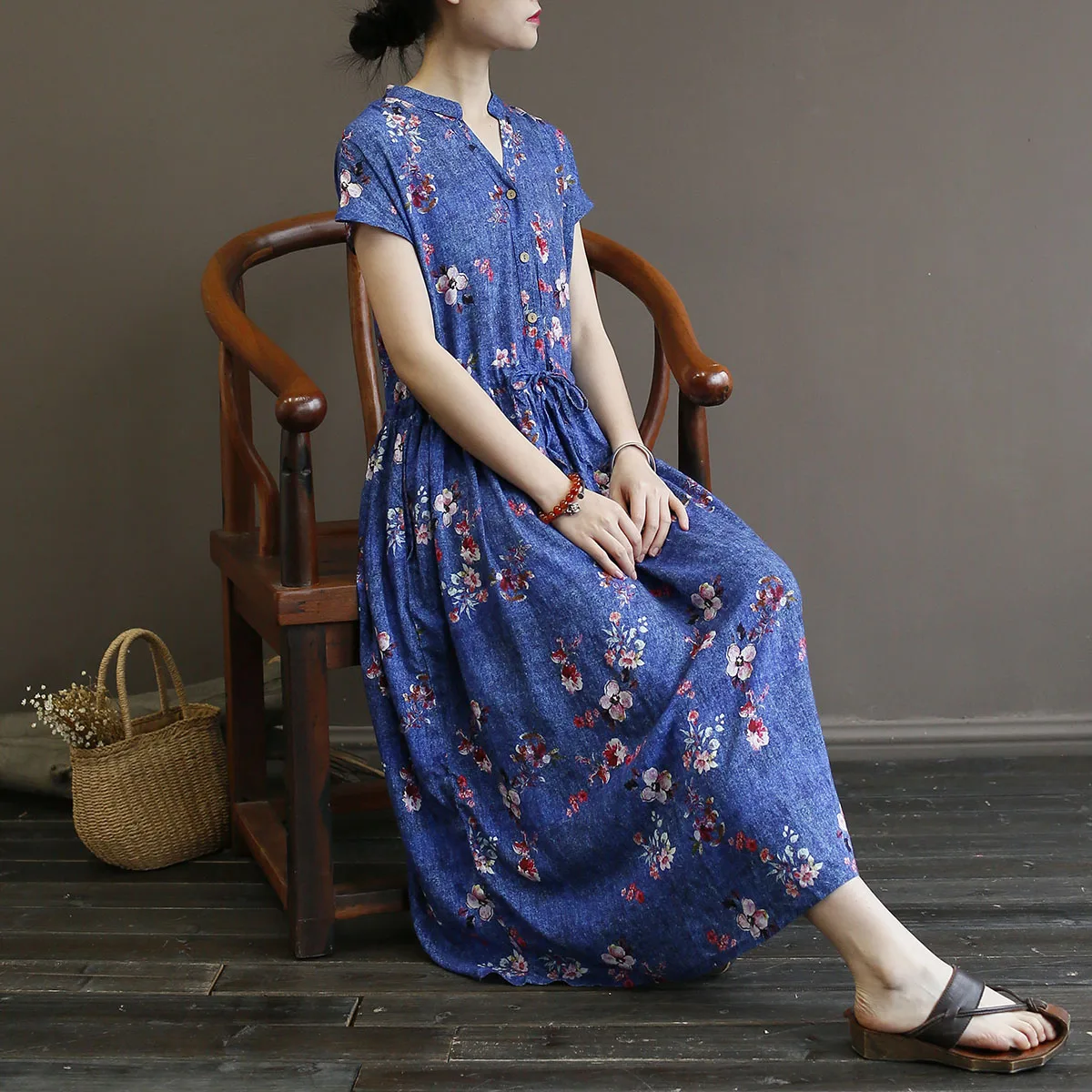 Женское льняное платье с принтом хлопковое v образным вырезом и коротким рукавом