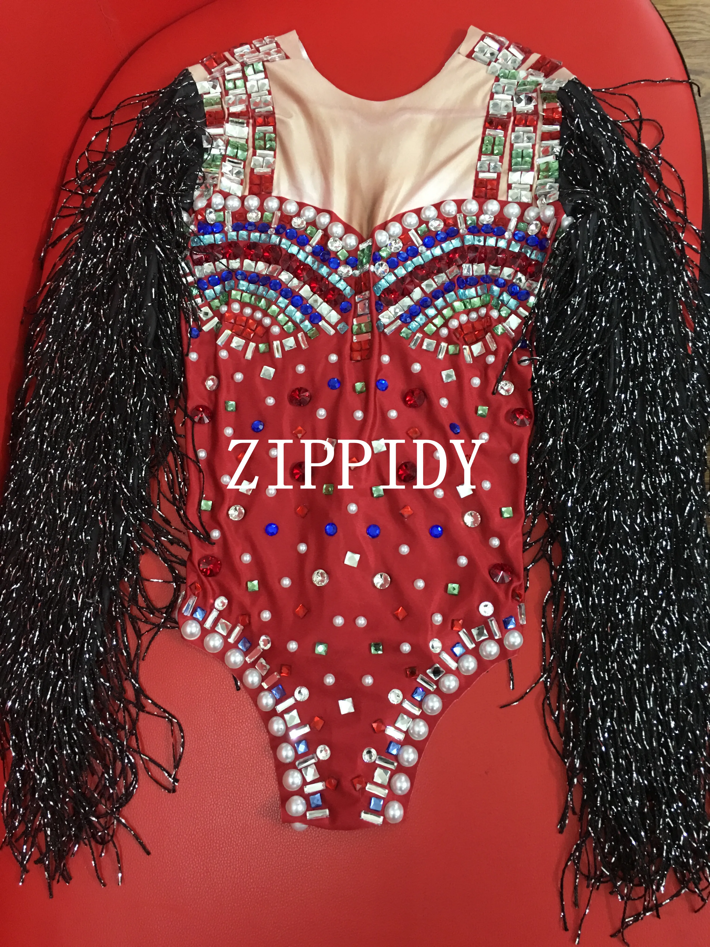 Женское боди с бахромой и разноцветными камнями красное сексуальное женская