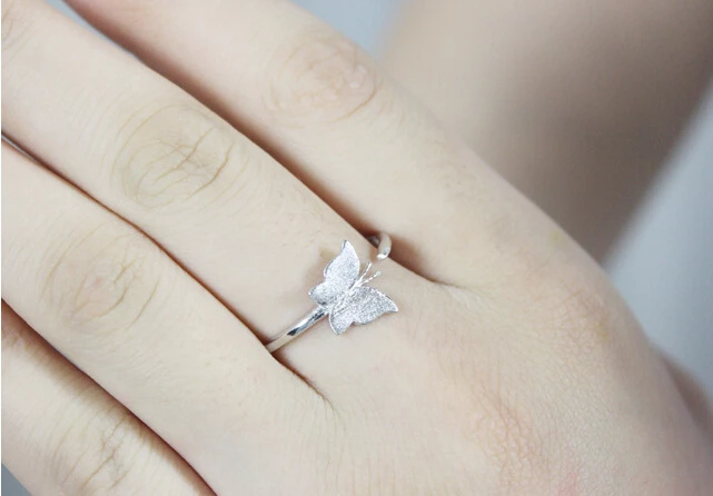 Женское кольцо с крыльями в виде бабочки простое из стерлингового серебра 925