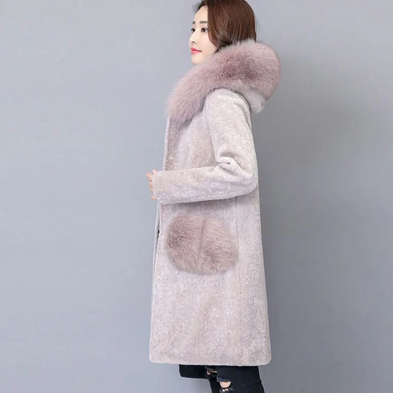 Женская зимняя куртка с капюшоном длинная свободная из искусственного меха