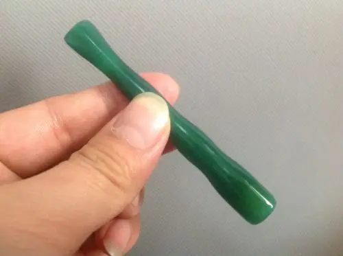 Изысканная китайская ручная работа натуральный зеленый агат нефрит сигаретная