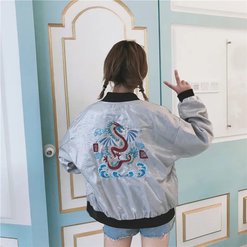 Harajuku уличная одежда в стиле хип-хоп Вышивка Дракон молния карман бейсбольная форма куртка Корея атласное шелковое Пальто Военная Защитная штормовка