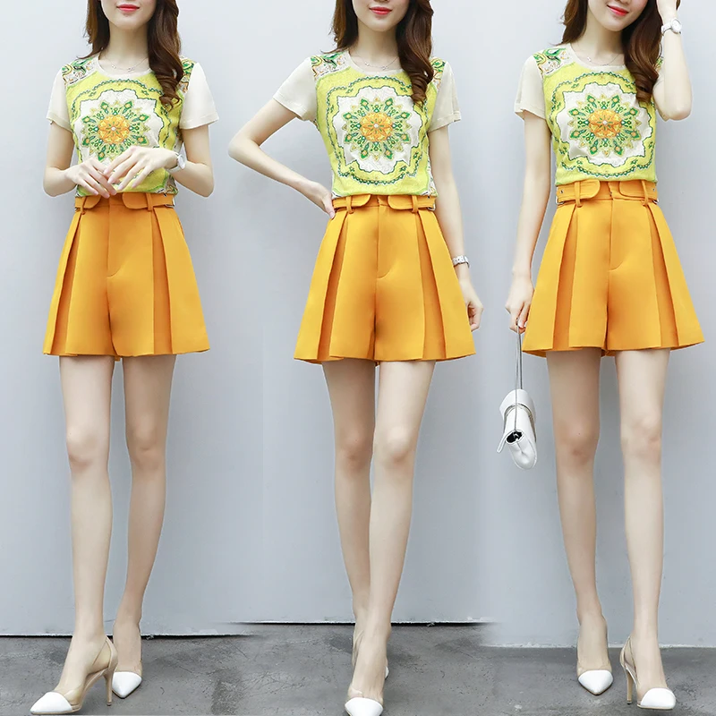 wear new Korean version fashion two piece short sleeves Chiffon print wide leg shorts western style suit girl. | Женская одежда