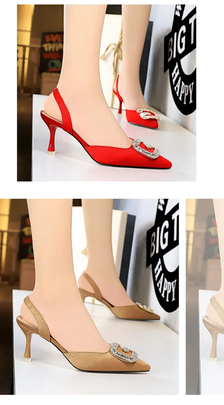 Oumeifeng/Женская обувь для торжеств; бархатные босоножки на высоком каблуке с закрытым носком и пряжкой