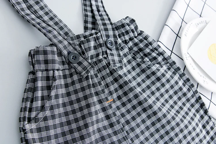 Комплект для мальчиков из 2 предметов рубашка с бантом в горошек + комбинезон |