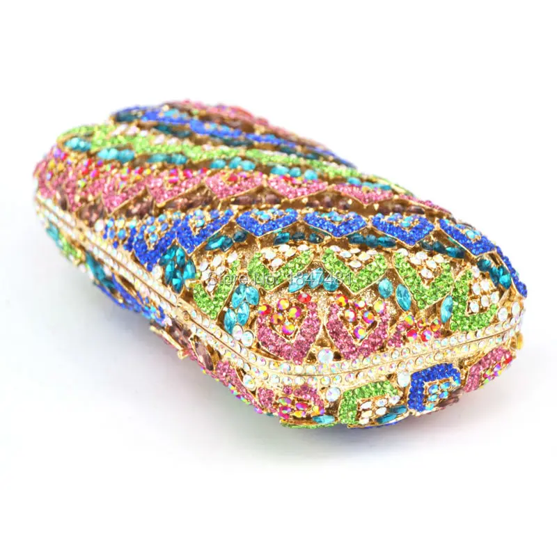 Синего цвета со стразами идеально сочетаются с нарядным банкетный мешок кулон