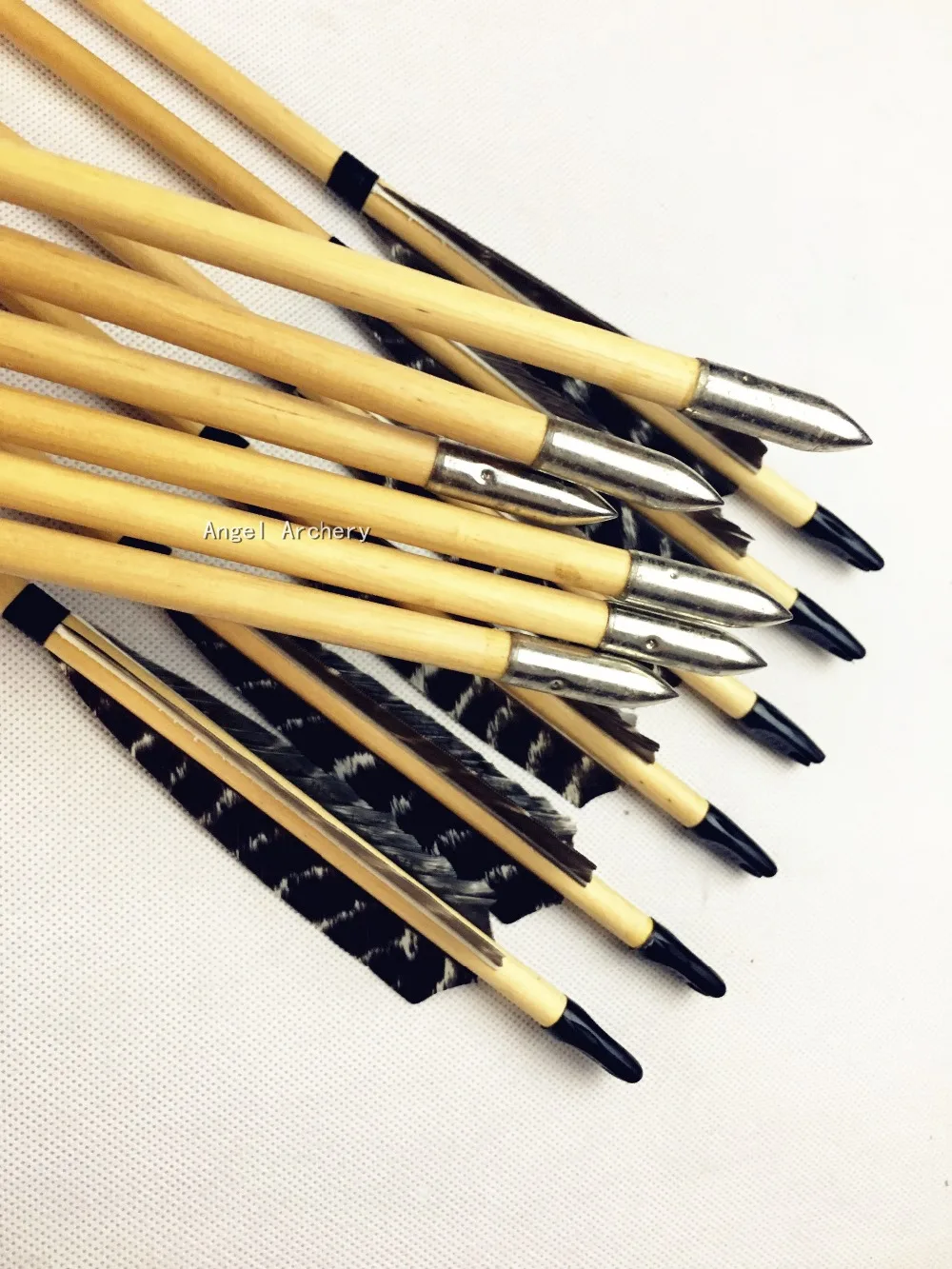 12PK Традиционная ручная стрельба из лука деревянные стрелы с орлиными перьями для
