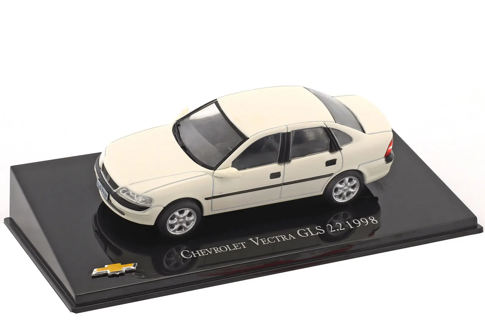 Модель высокой модели Chevrolet vectra gls2.2 1998 1:43 игрушечные машинки из сплава