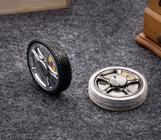 Novelty Car Wheel Design USB charge Cigarette Lighter Flameless Fingertip Gyro Toy Electronic Lighter Metal Circle Lighter