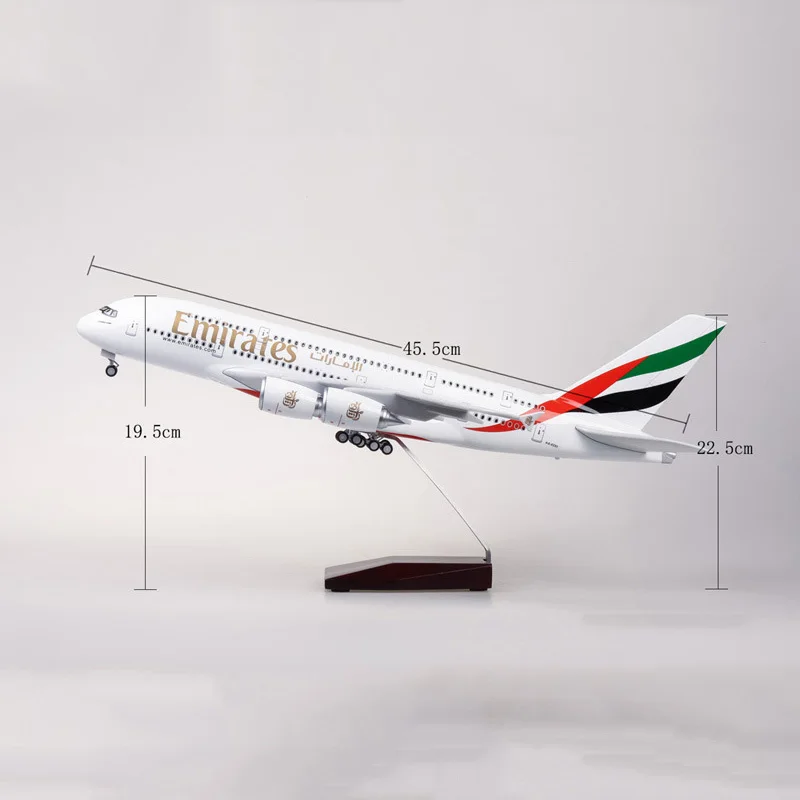 1/160 Масштаб Модель самолета Airbus EMIRATES A380 авиационная модель с колесо подсветкой