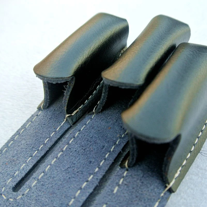 

New 3-Finger Safe Gloves as Leather Finger Guard Gloves fit Pulling Bow for Outdoor Archery Hunting Accessories
