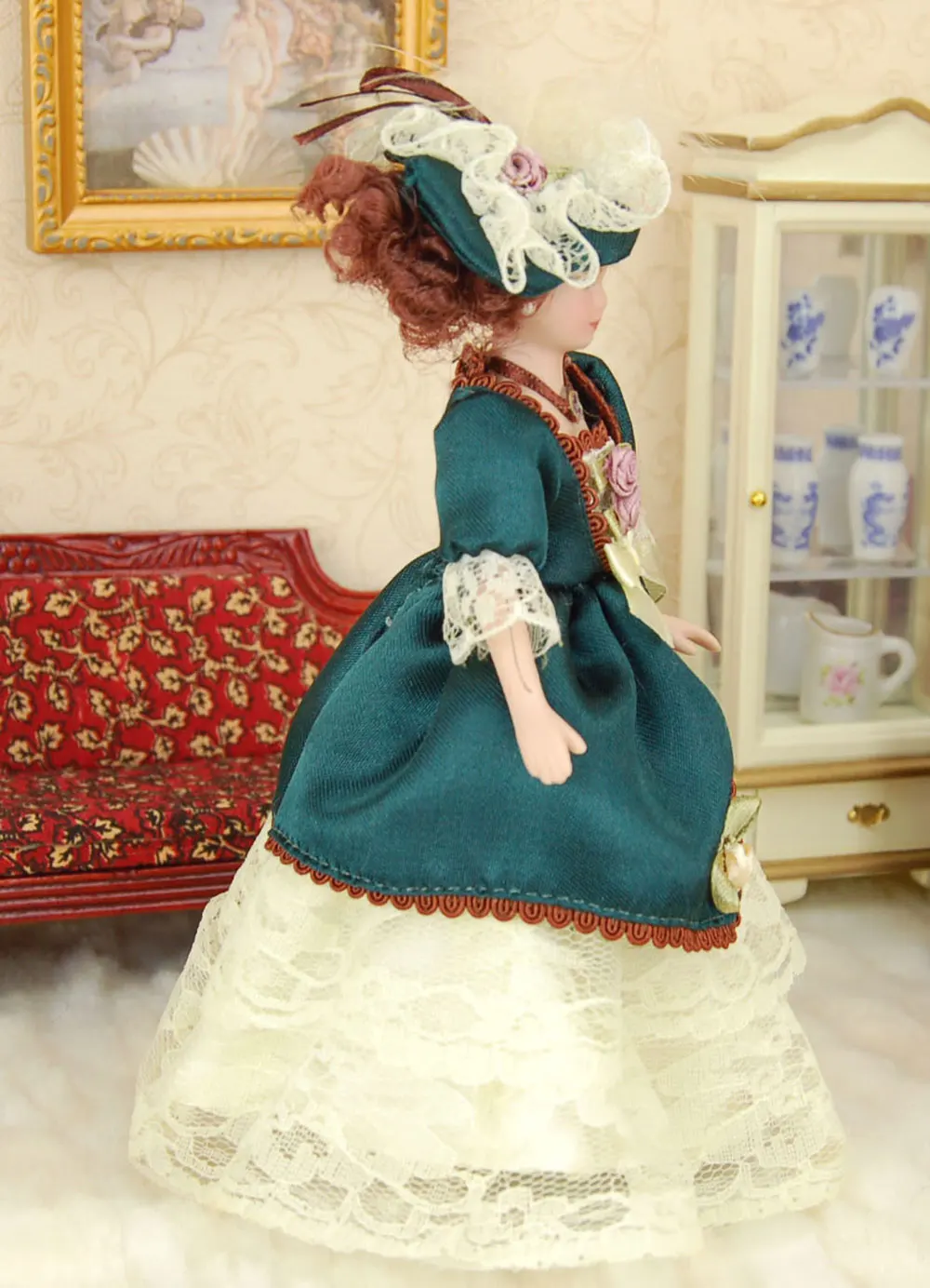 Миниатюрные Мини куклы для кукольного домика 6 7 дюйма 1:12 с зеленой юбкой в стиле