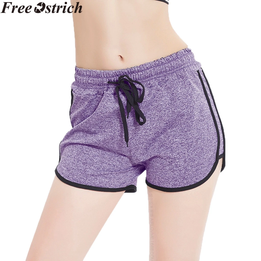 Женские летние спортивные шорты свободные с высокой талией эластичные в полоску