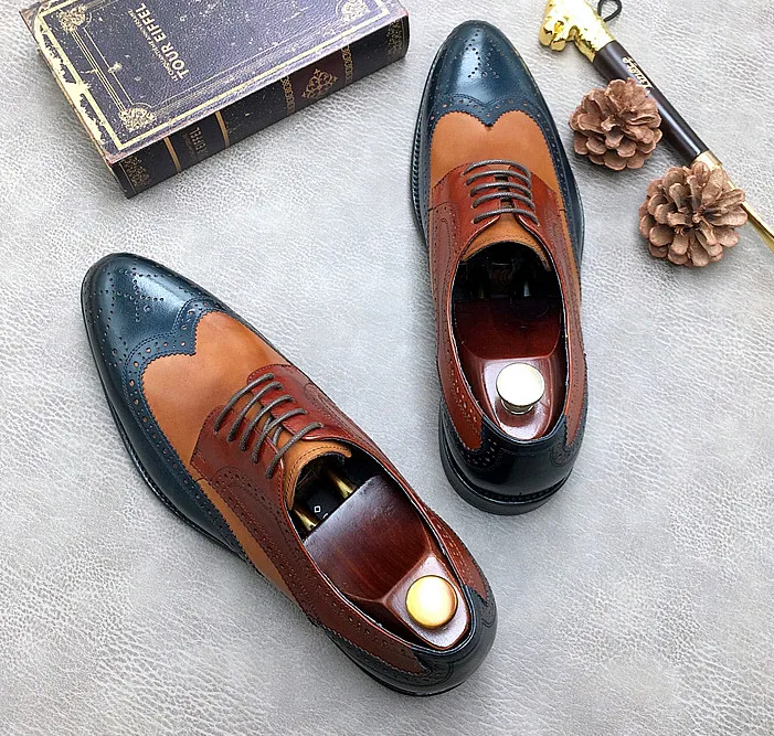 Модные мужские туфли-броги ручной работы из натуральной кожи с острым носком на