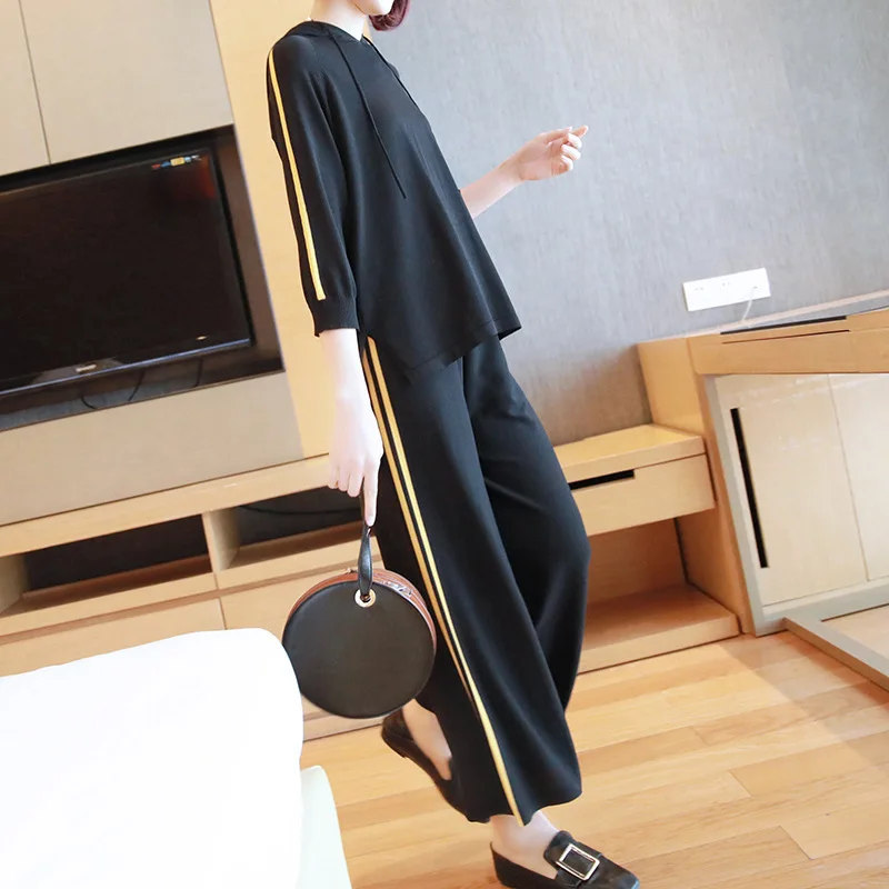 

Casual suit female 2019 spring and summer new sweater women's fashion hooded sweater wide leg pants two sets of tide