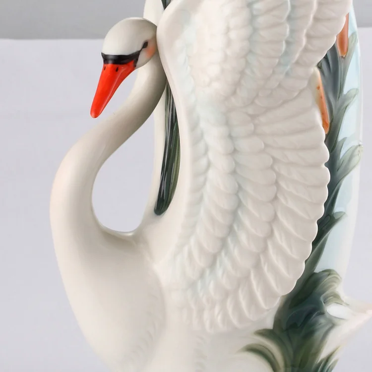 Керамическая ваза с изображением лебедя или поцелуя для украшения дома | Дом и