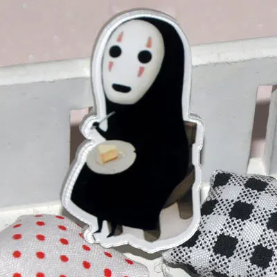 Kawaii Harajuku NO FACE MAN значок акриловая брошь японское аниме одежда значок декоративный Rozet воротник шарф Нагрудный значок брошь - Цвет: Затуплённый