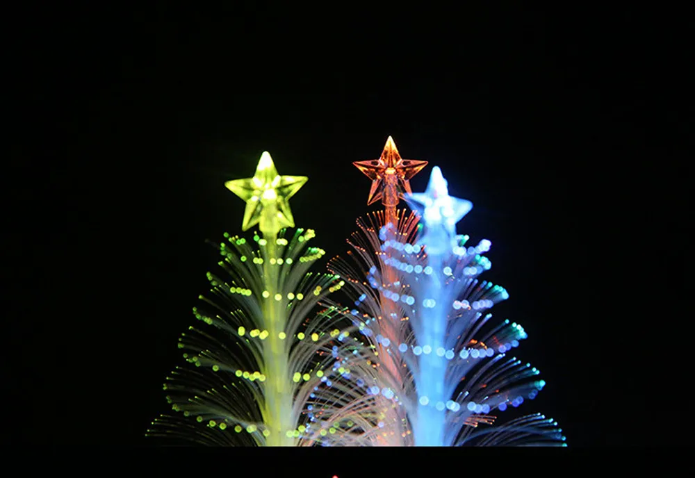 Новый квалифицированные челнока Merry LED Цвет изменение мини Рождественская елка