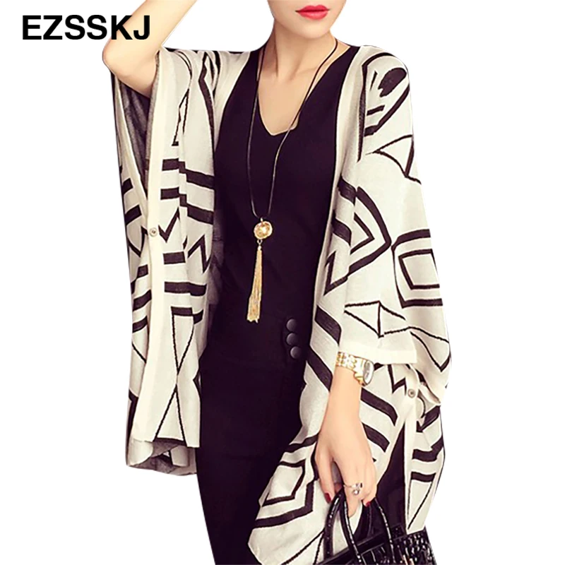 Осенний вязаный кардиган-накидка асимметричного покроя летучая мышь Дамская