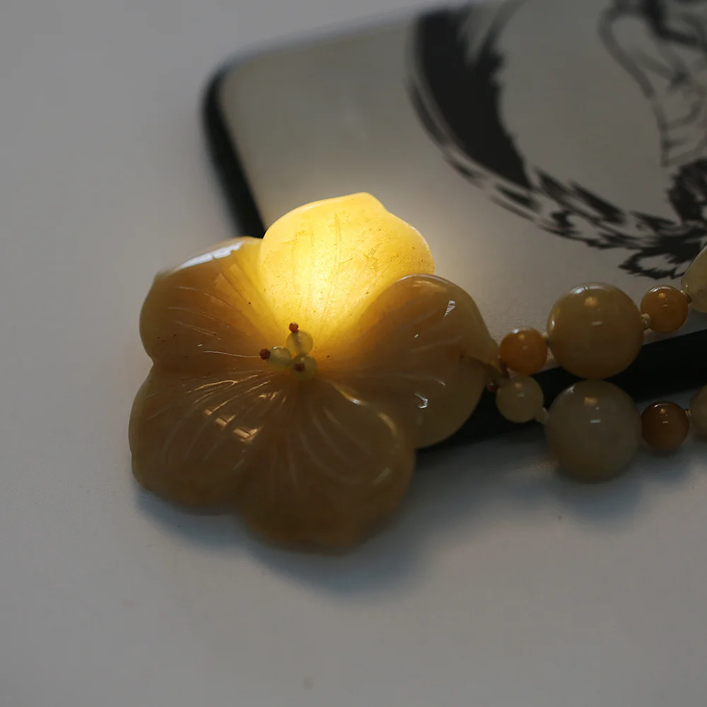 Fine yellow Jade Popular Flower Necklace Pendant Elegant Women Jewelry Topaz High End Style Exquisite gift Long | Украшения и