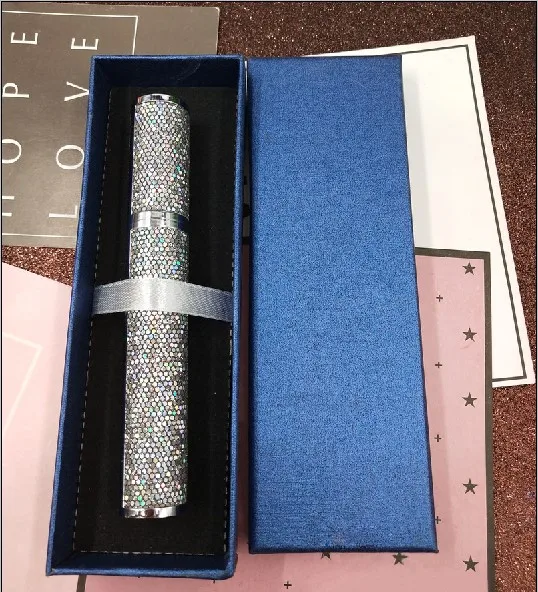 Withe Blue Box 10 шт высокое Класс красочные блестящие DIY пустой тубы с тушью для ресниц с палочка для ресниц Кисть крем для ресниц контейнер бутылки флаконы с коробкой - Цвет: Withe Blue Box