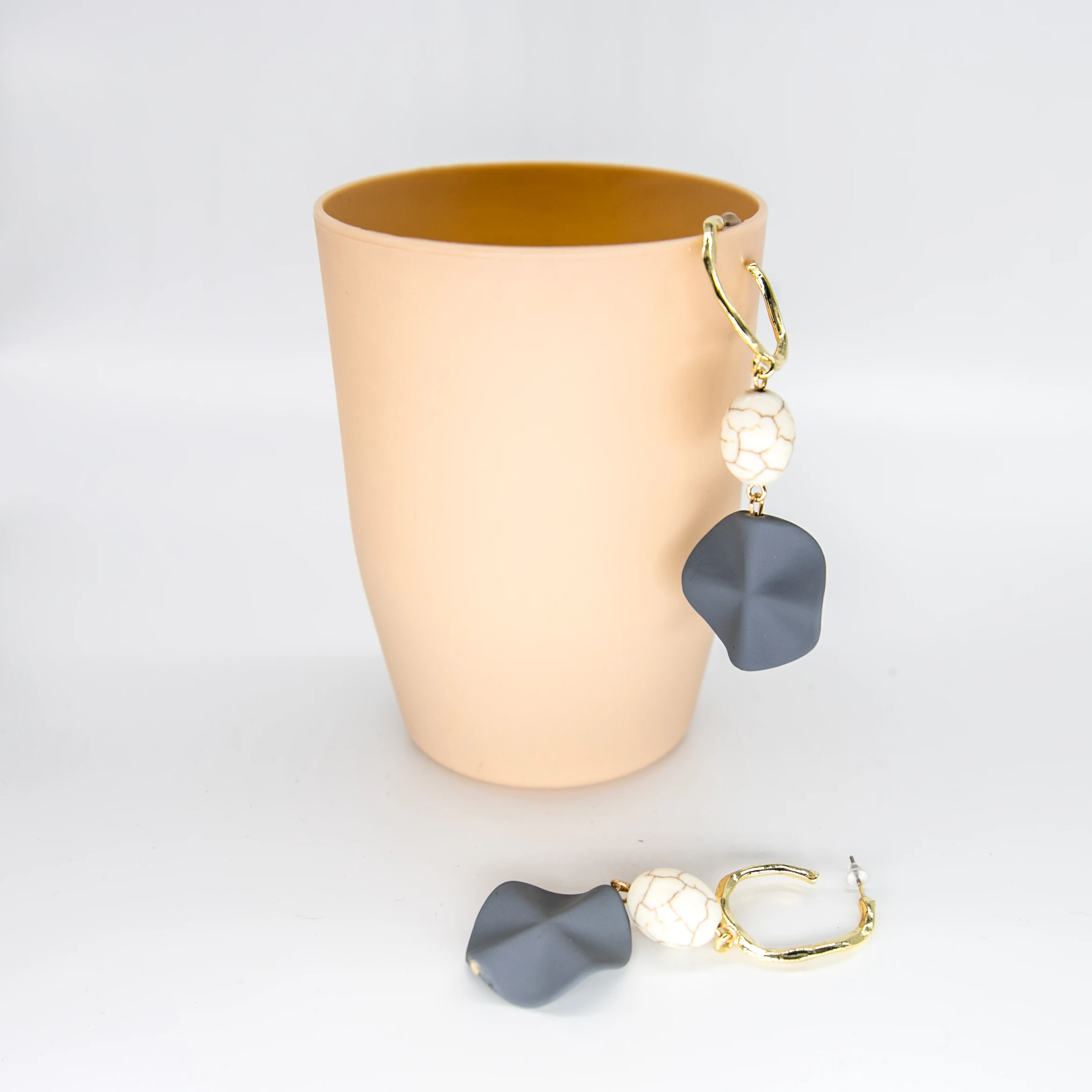 Чистый натуральный сосновый камень классические серьги в ретро этническом стиле