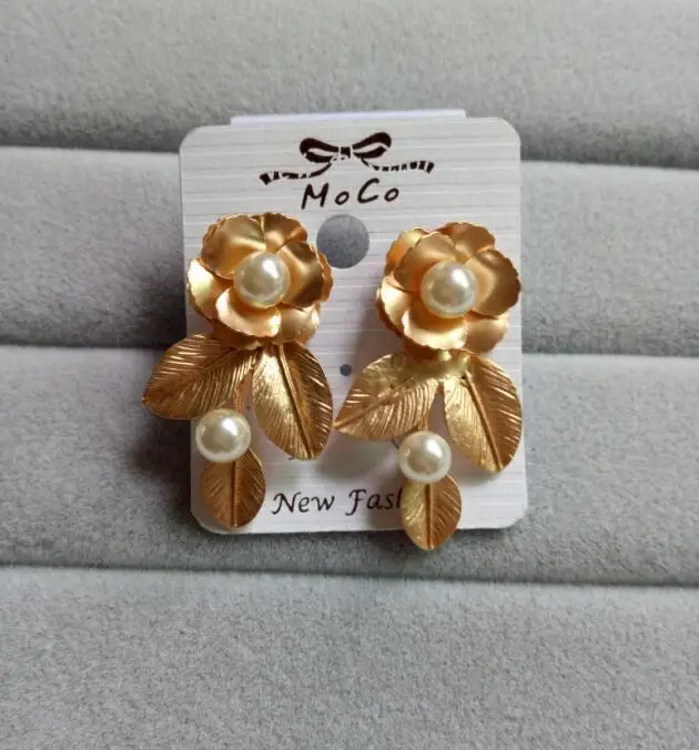 Женские винтажные серьги в стиле барокко длинные висячие с листьями и жемчугом