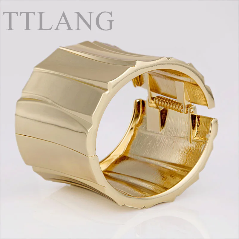

European Exaggeration 5cm Width Alloy Bangle