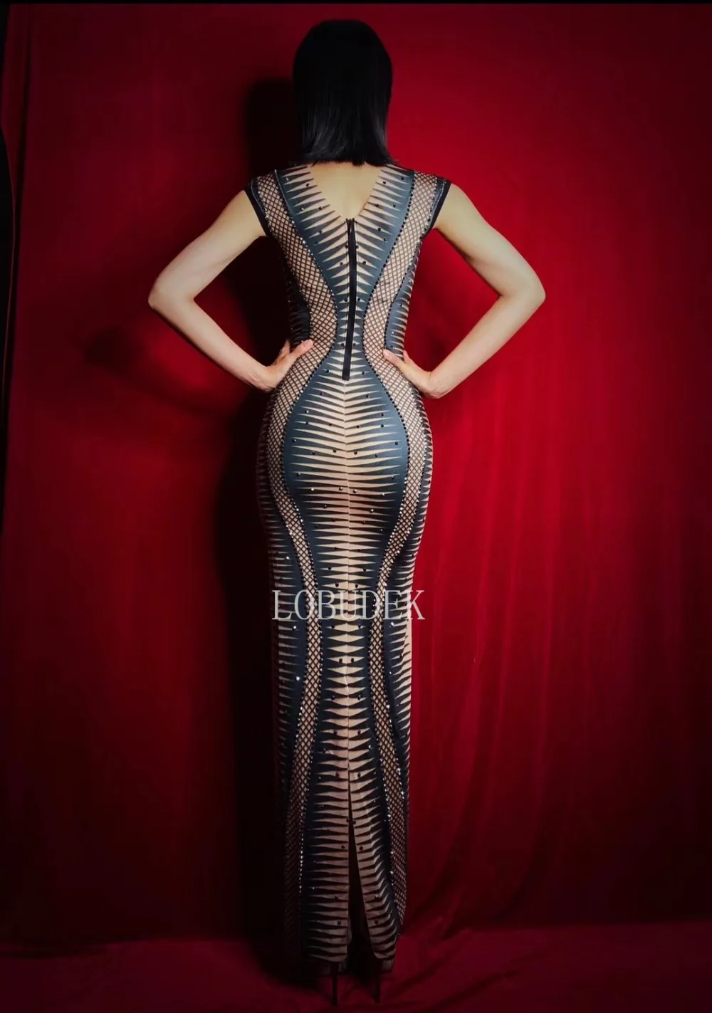 

Bling Crystals Striped Skinny Long Dress Rhinestones Dress Women Party Prom Nightclub Outfit Sexy Bar Singer Show Stage Costume