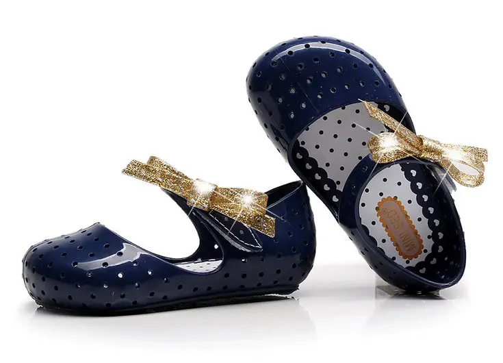 Новинка лета 2017 мини босоножки с блестящим бантом женская обувь дырками желе для