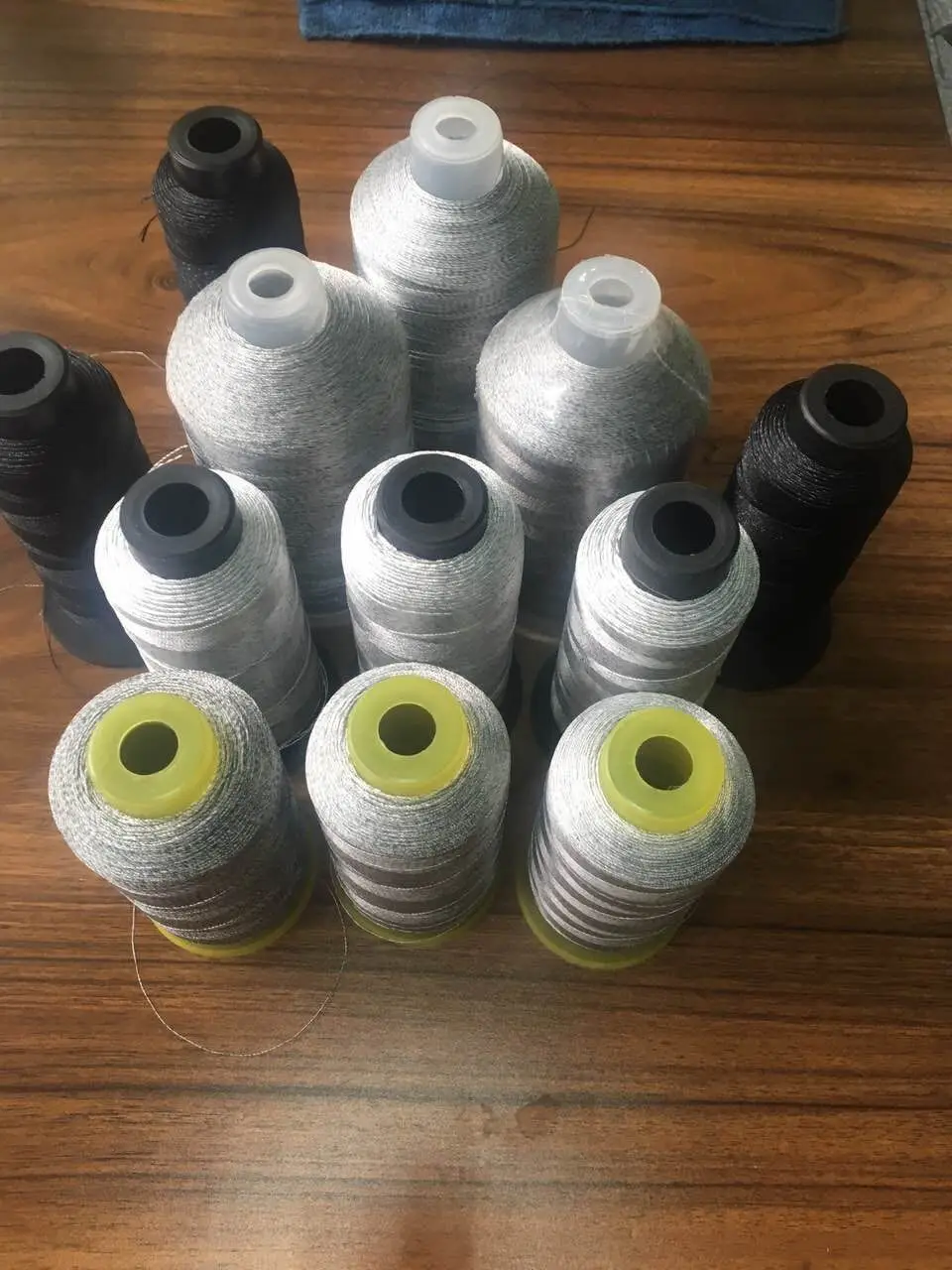 Серый проводящий постоянный анти статический швейные нитки|Швейные нитки| |