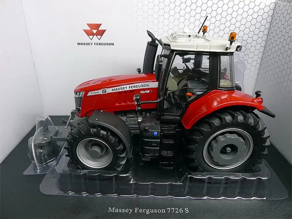 Универсальный хобби 1/32 Massey Ferguson 7726 S Трактор Модель UH5304