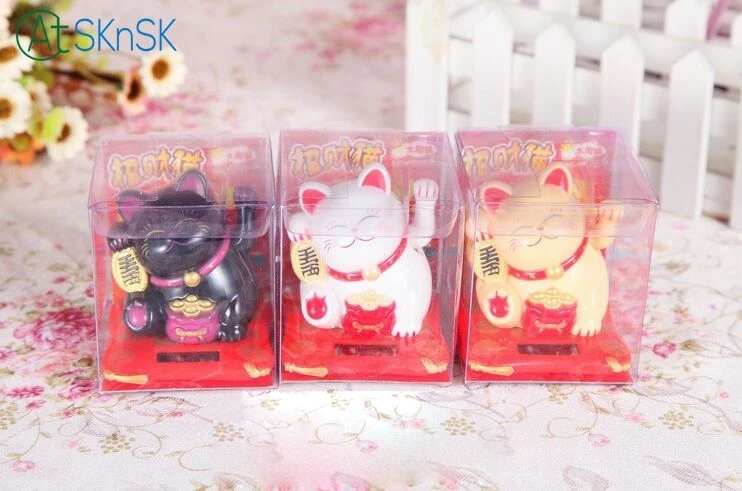 

1pcs Home decor 3 colors mascot Shake hands lucky cats solar power craft feng shui cat decorating car miniatura ornaments gift