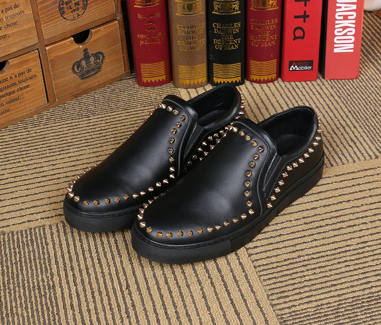 Мужская Мода Золотые Заклепки Обувь Натуральной Кожи Заостренными Спайк