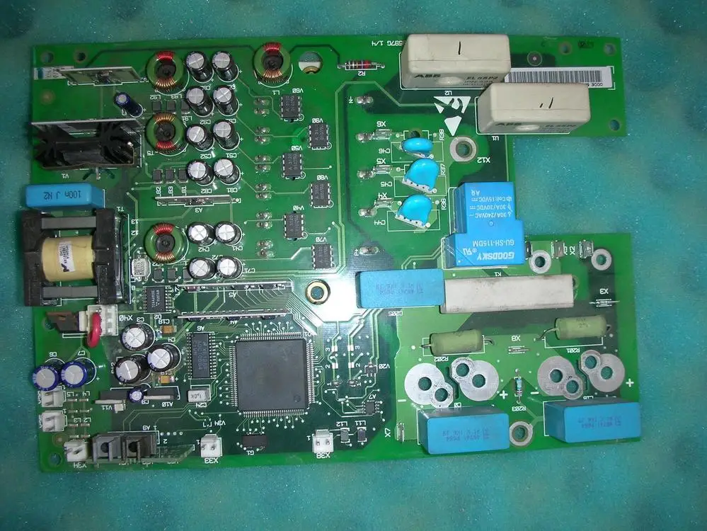 Используемый ACS600 /IGBT NINT-45C / BSM25GD120DN2 модуль с неисправной платой 1 шт. |