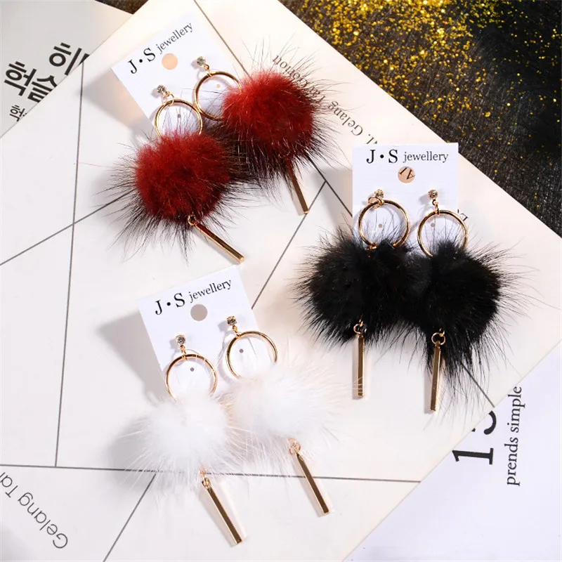 1 Пара Личность Ювелирные Изделия Норки Пом Англичане Мяч Серьги Шпильки Три