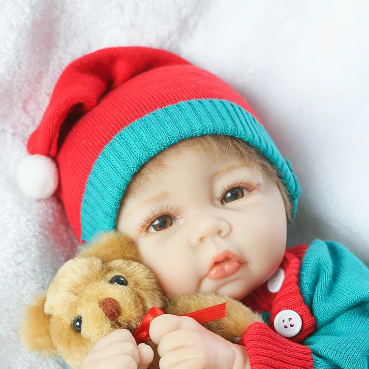 Кукла реборн силиконовая кукла-младенец 52 см с красивым свитером комплект одежды