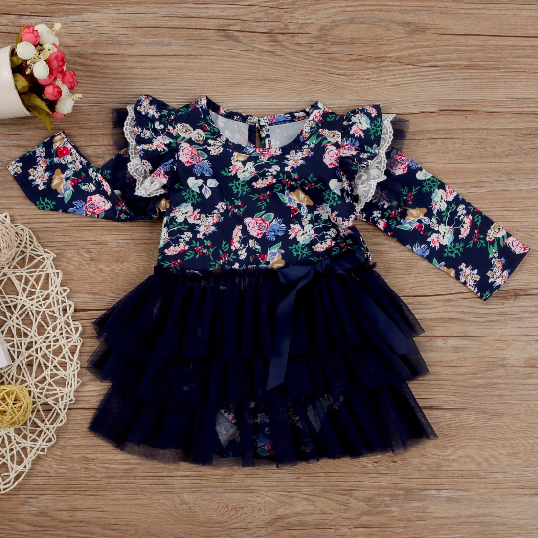 Хлопковое кружевное платье пачка принцессы с длинными рукавами и цветочным