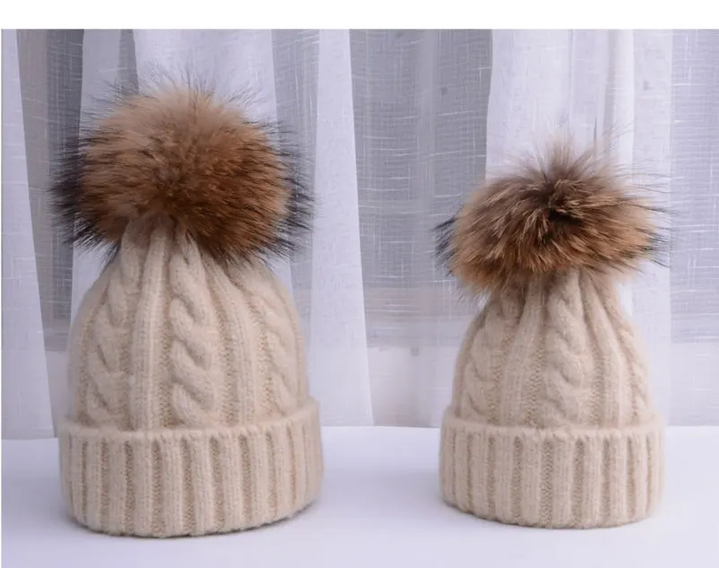 Зимняя шапка Skullies шапочки Шапки зимние шапочки для Для женщин для мамы и для маленьких мальчиков девочек Детское хлопковое вечернее платье в горошек, 15F шляпа помпонами шляпа 2 шт