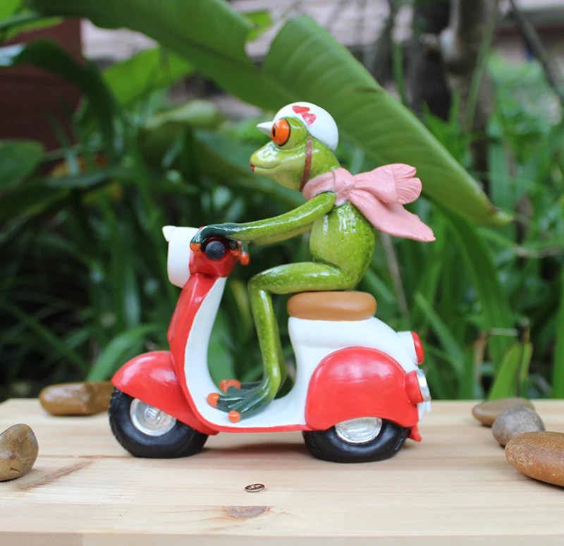 Смола креативный 3D езда на мотоцикле лягушка фигурка модель спальня гостиная