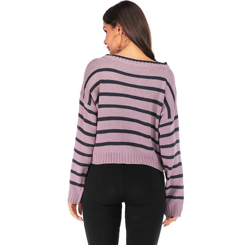 Женский трикотажный свитер в полоску с длинным рукавом и V-образным вырезом |