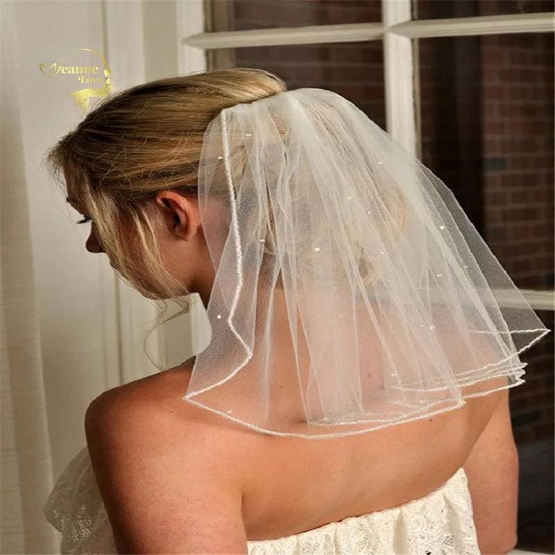 

Short Tulle Veils Shoulder Length Beaded Bridal Veils With Comb White Ivory Shiny Bling Bling Mariage Accessoires 2019 Cheap