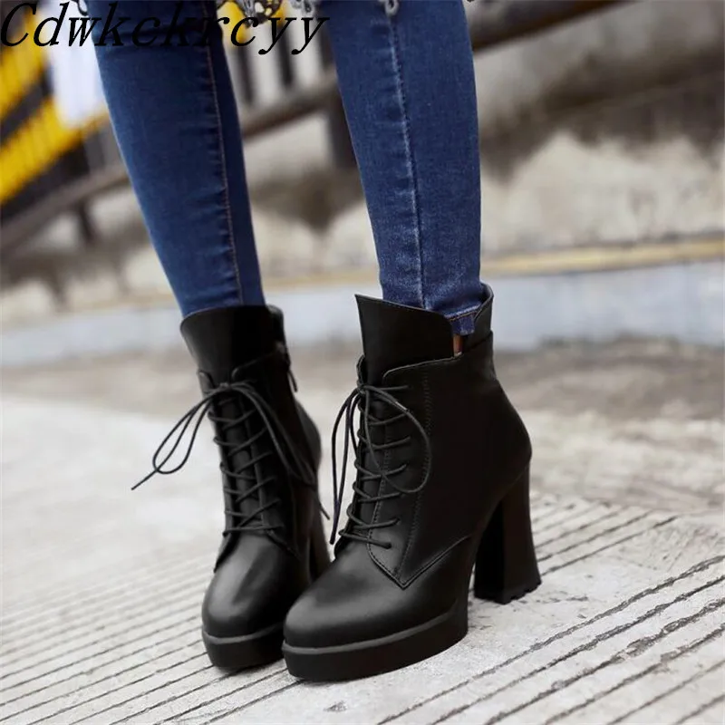 

Women Boots winter New pattern fashion Round head High-heeled Women Boots British style Cashmere Keep warm Martin boots 34-43