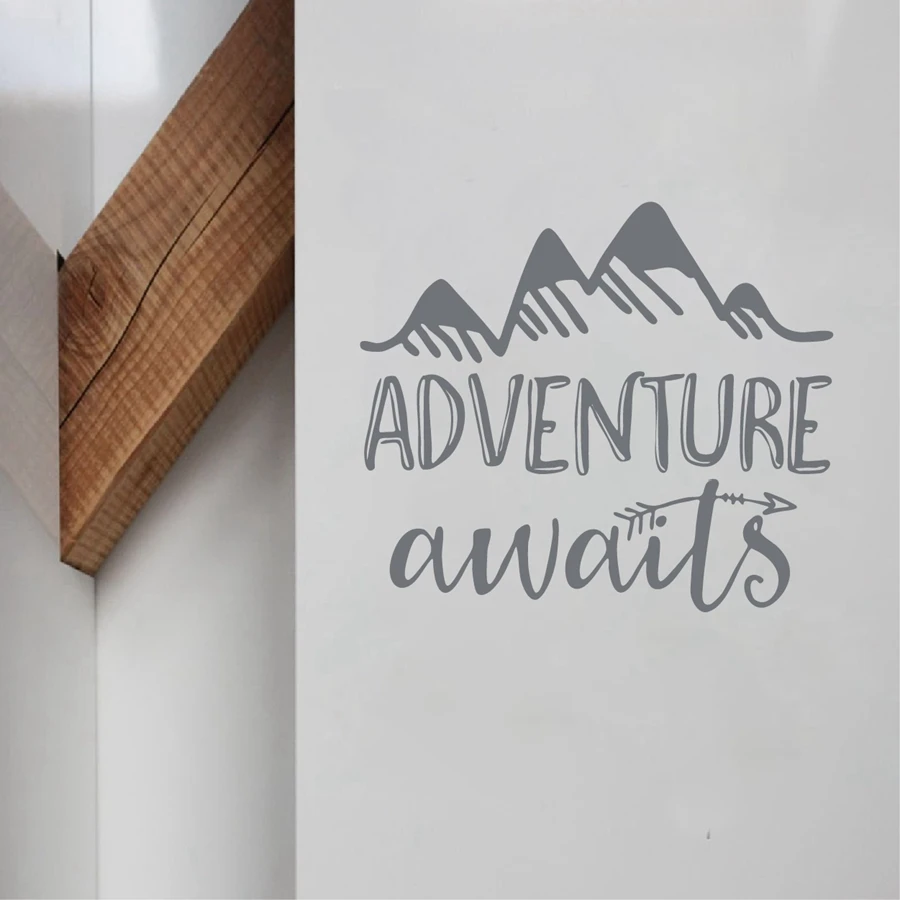 Приключение ждет виниловые наклейки на стены искусства Детская Цитата Съемный
