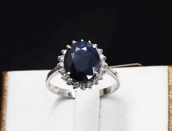 Кольцо женское из серебра 925 пробы с натуральным сапфиром 10 х12 мм|ring|sterling silver blue gem