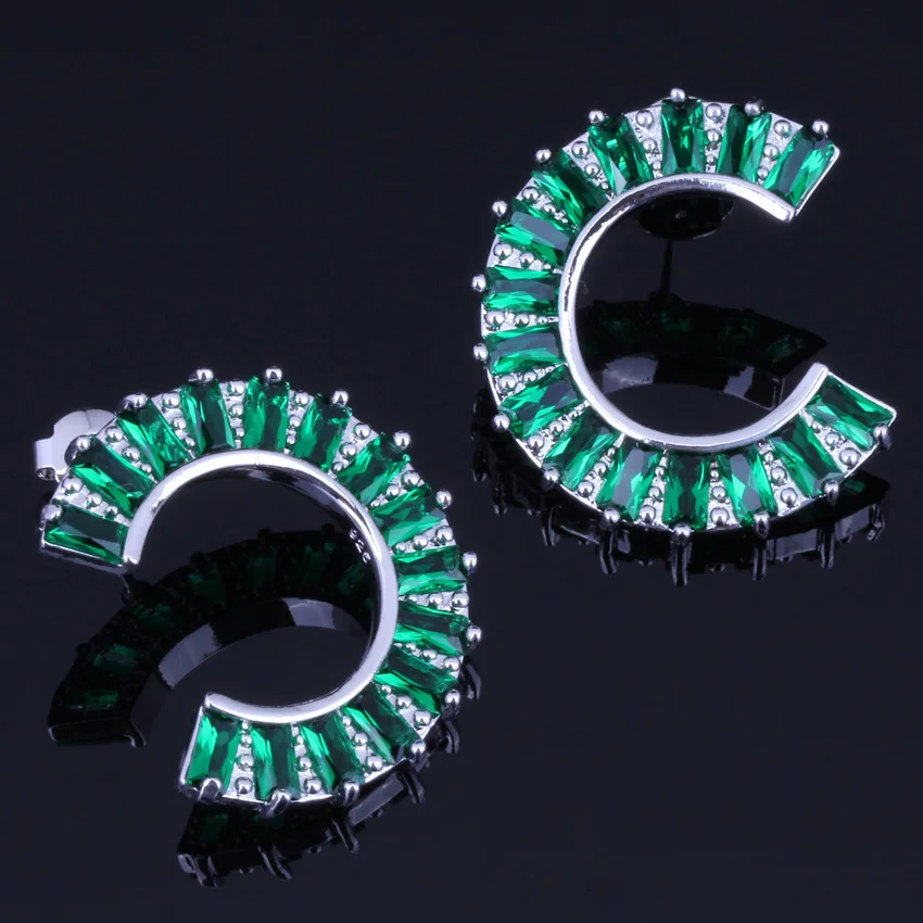 

Magic Half Moon Shape Green Cubic Zirconia Silver Plated Stud Earrings V0186