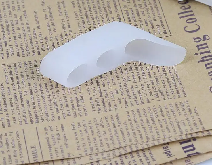Factory direct SEBS three-hole small toe inner overlap protection thumb outside separator | Красота и здоровье