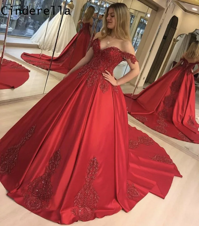 Красное милое бальное платье Золушки с открытыми плечами кружевные атласные